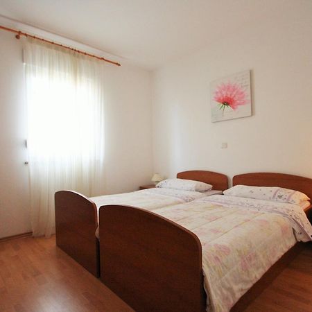 Apartment Bilic With Balcony Пореч Екстер'єр фото