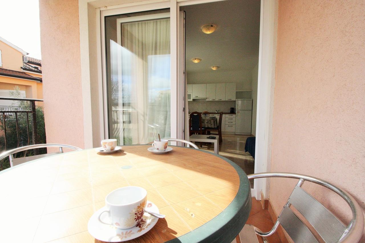 Apartment Bilic With Balcony Пореч Екстер'єр фото